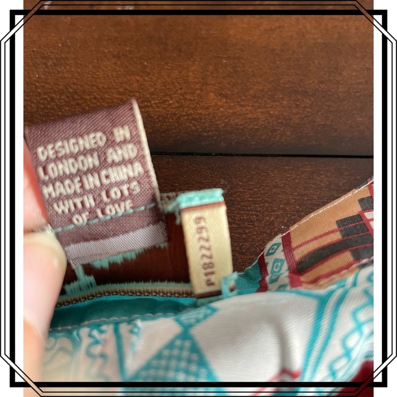 Issa London Dress ..Circa 2000 100% Silk poncho tunic dress - Picture 10 of 10